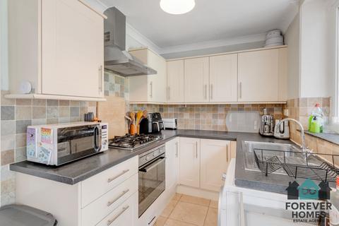 3 bedroom semi-detached house for sale, Cross Lane, Royston, S71