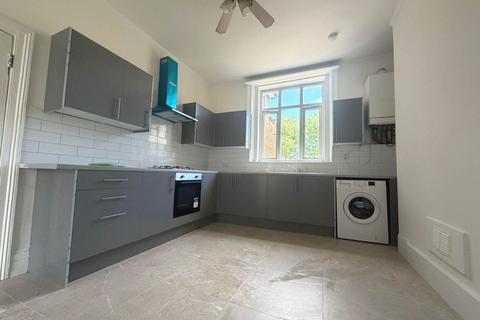 2 bedroom flat to rent, South Birbeck Road, Leytonstone, E11