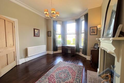 3 bedroom semi-detached house for sale, Southbank Road, Southport, PR8 6LZ