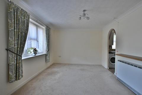 1 bedroom retirement property for sale, Eastfield Road, Brentwood