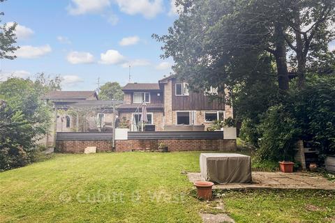 4 bedroom link detached house for sale, Stuart Way, East Grinstead, West Sussex
