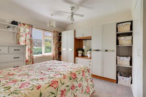 3 bedroom semi-detached house for sale, Howard Road, Cambridge CB5