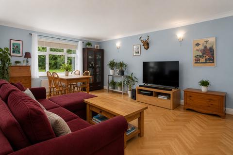 undefined, Dollis Avenue, Finchley, N3