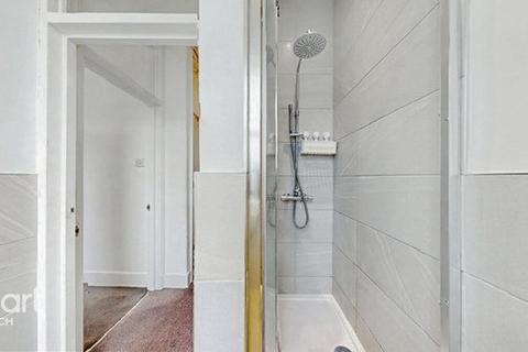 3 bedroom flat for sale, Coldharbour Lane, LONDON