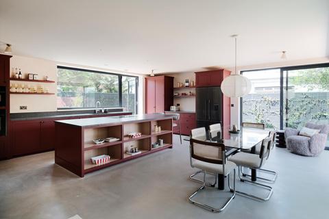 5 bedroom detached house for sale, Milverton Road, London NW6.