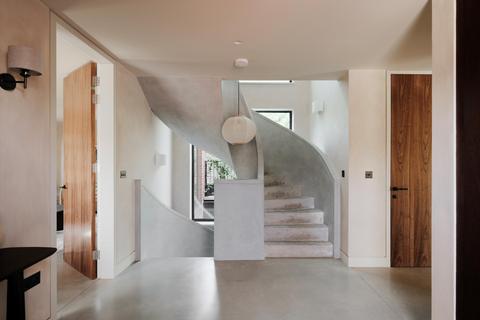 5 bedroom detached house for sale, Milverton Road, London NW6.