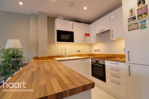 undefined, High Road, Loughton