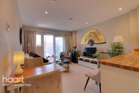 undefined, High Road, Loughton