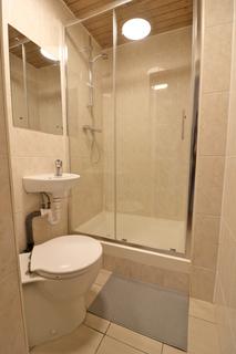 House share to rent, St. Marys Square, Ealing, London, W5