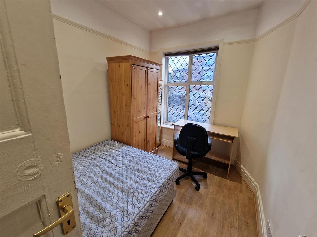 Apartment in London, The Hyde, Hendon Central - View 5