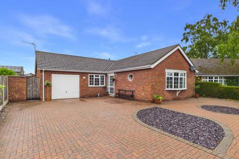 3 bedroom bungalow for sale, Malham Close, Lincoln