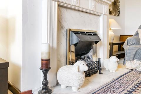 2 bedroom flat for sale, Westbourne Crescent, Bearsden, Glasgow, East Dunbartonshire, G61