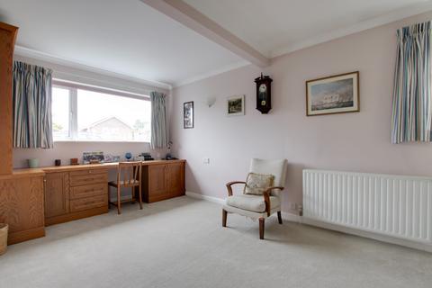3 bedroom detached house for sale, CARISBROOKE AVENUE, HILL HEAD