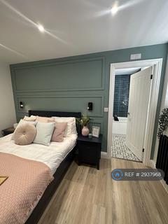 1 bedroom in a house share to rent, High Street, Rushden, NN10