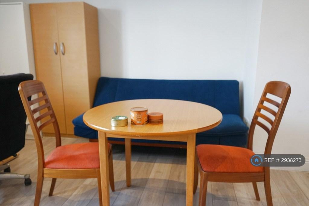 Apartment in Brighton, Brunswick - View 4