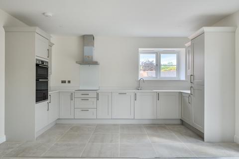 3 bedroom flat for sale, Embley Lane, East Wellow, Romsey, Hampshire, SO51