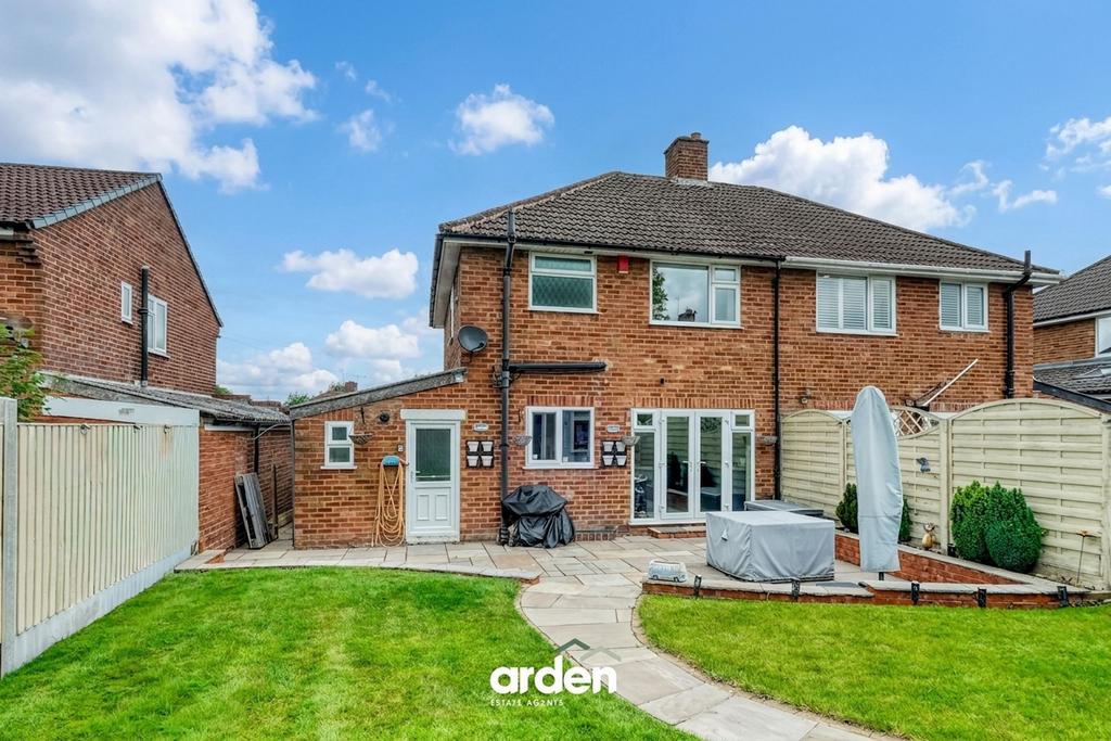 House exterior, garden