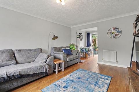 3 bedroom terraced house for sale, Danesfield Close, Walton-On-Thames, KT12