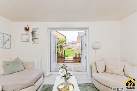 3 bedroom semi-detached house for sale, Inger Drive, United Kingdom, NG4
