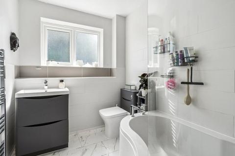 2 bedroom flat for sale, King James Way, Oxfordshire RG9