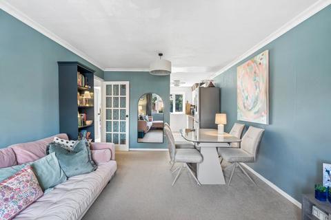 2 bedroom flat for sale, King James Way, Oxfordshire RG9