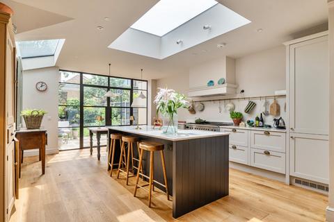 Alexandra Road, Richmond, Surrey, TW9