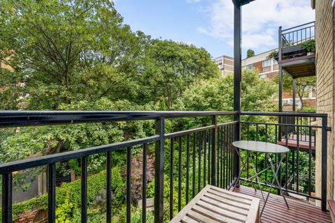 2 bedroom flat to rent, Percy Circus, London, WC1X