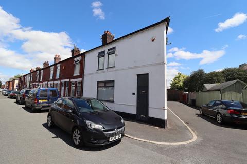 3 bed terraced house for rent in Pickmere Street, Warrington