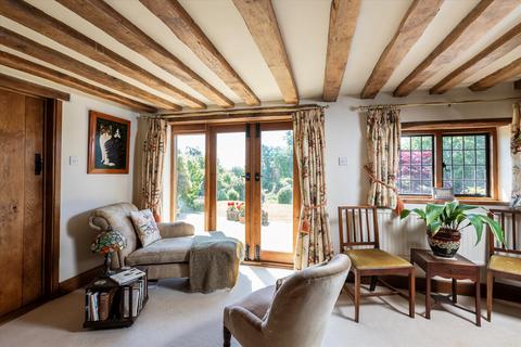 3 bedroom village house for sale, Brook Road, Sandhills, Godalming, Surrey GU8