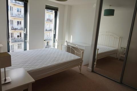 2 bedroom apartment for sale, Millennium Promenade, Bristol BS1