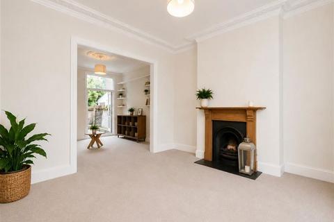 3 bedroom house to rent, Bousfield Road, New Cross SE14