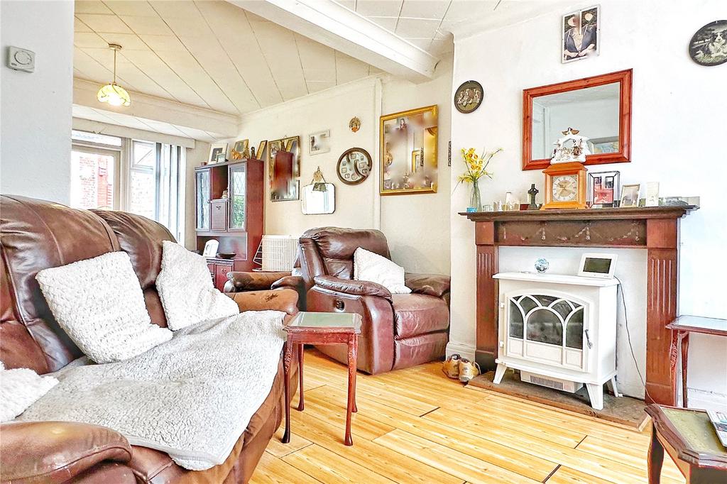 Gibson Avenue, Abbey Hey, Manchester, Greater Manchester, M18 – pohled 2