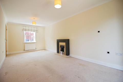 4 bedroom terraced house to rent, Ravensdale, Swindon SN1