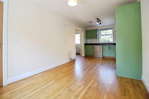 4 bedroom terraced house to rent, Ravensdale, Swindon SN1