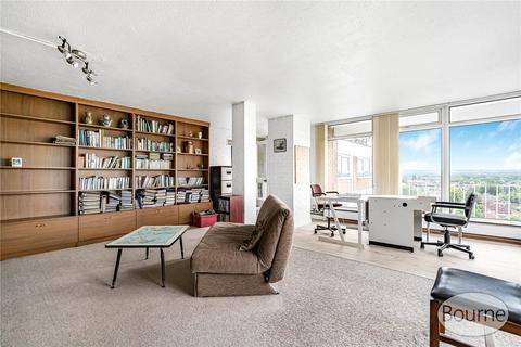 4 bedroom apartment for sale, Guildford Road, Woking, Surrey, GU22
