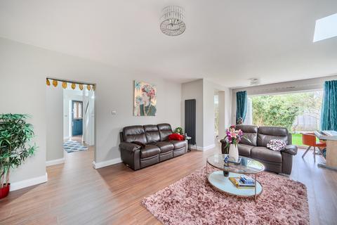 4 bedroom detached house for sale, Grafton Road, Worcester Park, KT4