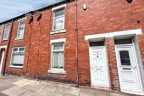 2 bedroom terraced house for sale, Gladstone Street, Blyth, Northumberland, NE24 1HX