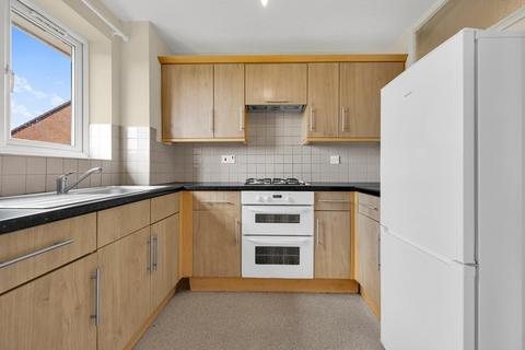 2 bedroom flat for sale, Millhaven Close, Chadwell Heath, RM6