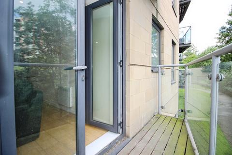 2 bedroom flat for sale, Gotts Road, Leeds