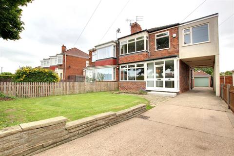 4 bedroom semi-detached house for sale, Ganstead Lane, Hull HU11