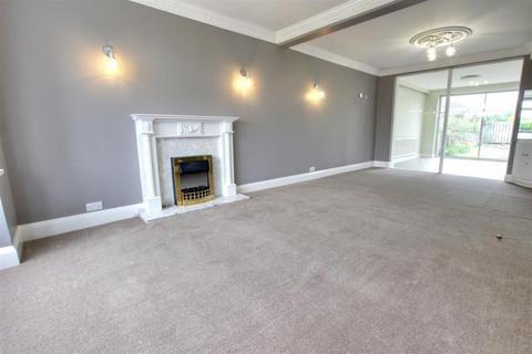 4 bedroom semi-detached house for sale, Ganstead Lane, Hull HU11