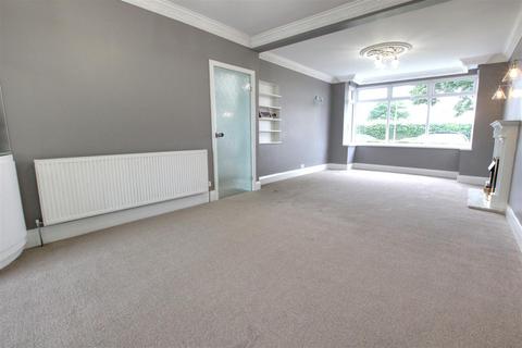 4 bedroom semi-detached house for sale, Ganstead Lane, Hull HU11