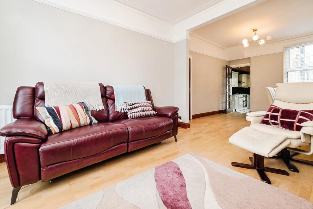 House in London, Cann Hall, Leytonstone - View 3