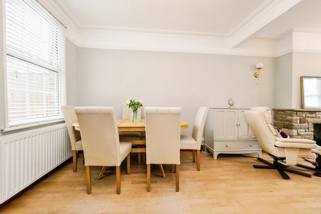 House in London, Cann Hall, Leytonstone - View 6