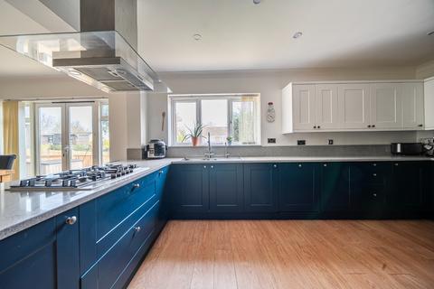 Monterey Close, Joydens Wood, Bexley, Kent, DA5