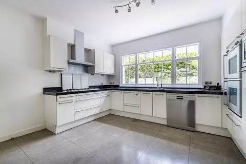 3 bedroom house to rent – pohled 5