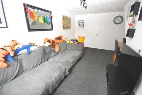 2 bedroom end of terrace house for sale, Simpson Close, Leagrave, Luton, Bedfordshire, LU4