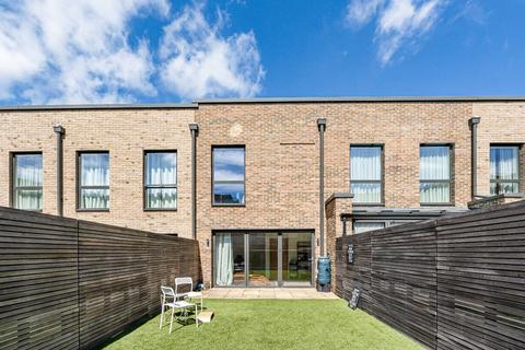 3 bedroom terraced house for sale, Colindale Gardens, Colindale Avenue, London, NW9