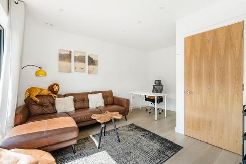 3 bedroom terraced house for sale, Colindale Gardens, Colindale Avenue, London, NW9