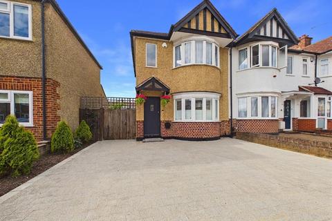Bessingby Road, Ruislip, HA4